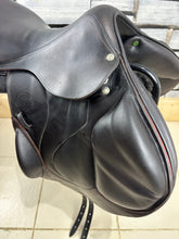 Load image into Gallery viewer, 17 1/2” MW Devoucoux Chiberta O Monoflap Jump Saddle - Brown