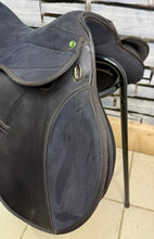 Load image into Gallery viewer, 15” Wide Eclipse Pony GP Saddle - Black - Lightweight - Unused!