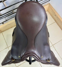 Load image into Gallery viewer, 17 1/2” XW/WW Symmonds Designer GP Saddle - Brown