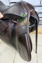 Load image into Gallery viewer, 17 1/2” Wide Ideal VSD/WH/GP English Saddle - Brown - Working Hunter Cob