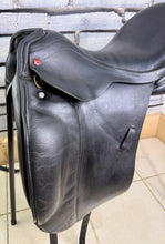 Load image into Gallery viewer, 17” Wide Albion SLK II Ultima LH Dressage Saddle - Adjusta Tree - Black - Flat Tree