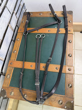 Load image into Gallery viewer, Hunting Breastplate with Martingale -Brown- Cob Size - Good Leather - Detachable Running Martingale