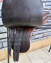 Load image into Gallery viewer, 14 1/2” Medium Fylde Saddlery Lead Rein Show Saddle - Brown