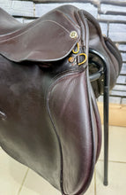 Load image into Gallery viewer, 17 1/2” Wide Barnsby GP Saddle - Brown