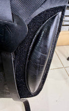 Load image into Gallery viewer, 17 1/2” Medium Heritage Yin-Yang Dressage Saddle - Black