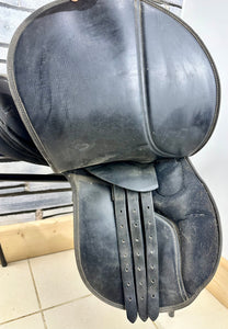17” Wide Thorowgood Maxam GP Saddle - Black