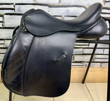 Load image into Gallery viewer, 17 1/2-18” Wide Ideal 1350 GP Saddle - Black