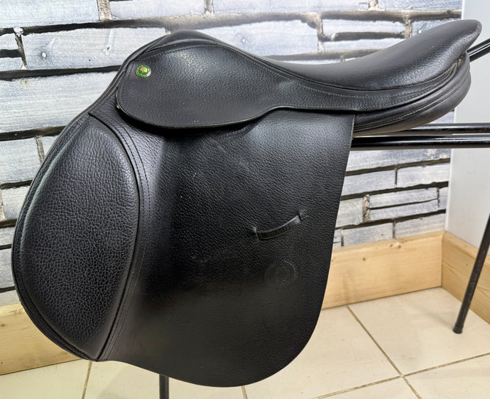 18” Medium Oakland House Saddlery Jump Saddle - Black