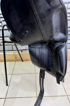 Load image into Gallery viewer, 17 1/2” XW Albion Genesis Ultima Dressage Saddle - Adjusta Tree - Black - Extra Wide