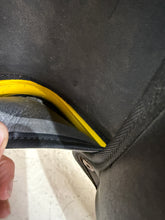 Load image into Gallery viewer, 17” Wide-XW/Changeable Gullet Thorowgood Cob GP Saddle-Black