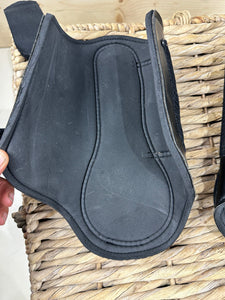 S/H N.E.W Brushing Boots - Large