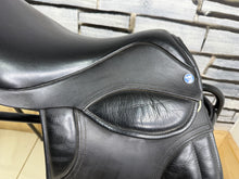 Load image into Gallery viewer, 16” Wide Native Pony Saddle Company WH/GP Saddle - Black