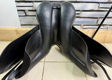 Load image into Gallery viewer, 17 1/2” MW Ideal Jessica Dressage Saddle - Black - Flocked