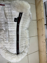 Load image into Gallery viewer, S/H Lemieux Pro Lambskin Wool Half Pad - White - Small