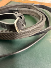 Load image into Gallery viewer, Schockemöhle Rubber Reins - Black Leather &amp; Grip - Full 54”
