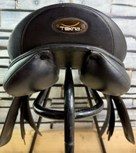 Load image into Gallery viewer, 17” MW Tekna GP/Jump Saddle - Black