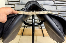 Load image into Gallery viewer, 15” - 15 1/2” MW Whitaker Junior Pro Jump Saddle - Black - Full Leather - Heat Adjustable