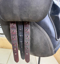 Load image into Gallery viewer, 17” MW Tekna GP/Jump Saddle - Black