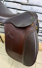 Load image into Gallery viewer, 17 1/2” XW Ideal VSD H&amp;C Cob GP Saddle -Brown- Point &amp; Balance Straps