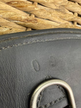 Load image into Gallery viewer, S/H Black Curved Leather Short Dressage/Event Girth-60cm/24”