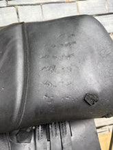 Load image into Gallery viewer, 16” MW Rich &amp; Sons Shoulder Relief Pony Jump Saddle - Black