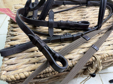 Load image into Gallery viewer, S/H Flash Bridle &amp; Reins - Brown - Pony