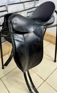 17” MW Kieffer Wien DL Professional Dressage Saddle - Black
