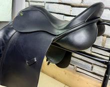 Load image into Gallery viewer, 17 1/2-18” Wide Ideal 1350 GP Saddle - Black