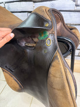 Load image into Gallery viewer, 17” MN S.O.S Saddlery GP/Jump Saddle - Brown - High Wither - TB ROR - Massive Blocks