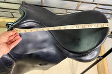 Load image into Gallery viewer, 16 1/2” MW/Changeable Gullet Bates Caprilli GP Saddle - Black - Adult Size Flap - with Cair