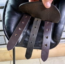 Load image into Gallery viewer, 15” Wide Chase English Pony GP Saddle - Brown - Deep Seat