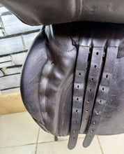 Load image into Gallery viewer, 16 1/2” MW English GP Saddle - Brown