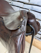 Load image into Gallery viewer, 17” Wide GFS English GP/Jump Saddle - Brown - Square Cantle