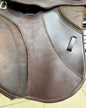 Load image into Gallery viewer, 15” MW Changeable Gullet Thorowgood Pony Club GP Saddle - Brown - Flocked