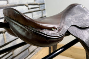 16 1/2” Global Saddlery English 1 1/4 St/8kg Weighted Racing Saddle - Brown