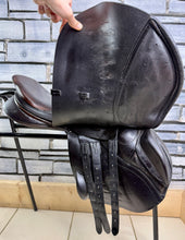 Load image into Gallery viewer, 17 1/2” MW Albion Kontrol Jump Saddle - Brown - Super Secure Big Blocks