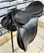 Load image into Gallery viewer, 18” Wide-XW Ideal H&amp;C GP Saddle - Brown