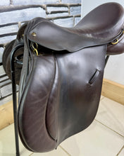 Load image into Gallery viewer, 17” Wide-XW Symmonds Olympus Forward Cut GP Saddle - Brown