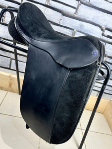 16 1/2” XW Teversal WH Saddle - Black