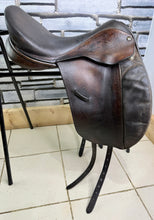 Load image into Gallery viewer, 18” Medium Ideal Jessica Dressage Saddle - Brown