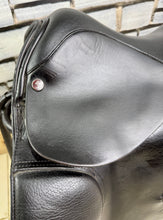 Load image into Gallery viewer, 17 1/2” Medium Spalding Britanica Elite Dressage Saddle - Black