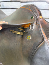 Load image into Gallery viewer, 19” 28 (M) Stubben Siegfried Extra GP/Jump Hunting Saddle - Brown