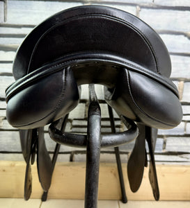 17 1/2” Changeable Gullet Utopia/Discovery GP Saddle - Black