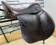 Load image into Gallery viewer, 16 1/2” XW Saddleworld/L.A. Jones GP Saddle - Brown
