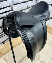 Load image into Gallery viewer, 16 1/2” XXW Harry Dabbs Cob WH Saddle - Black