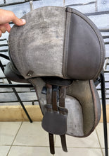 Load image into Gallery viewer, 14 1/2” Wide Changeable Gullet Wintec Pony GP Saddle -Brown- Flocked