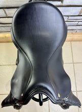 Load image into Gallery viewer, 17 1/2” MW Ideal 1350 GP Saddle - ESTA -Black- Big Blocks - English Leather