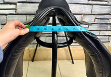 Load image into Gallery viewer, 16” Wide M&amp;J Saddlery English GP Pony Saddle - Black