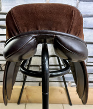 Load image into Gallery viewer, 15” Medium Morris &amp; Nolan WH Working Hunter Saddle - Brown - Suede - Working Hunter