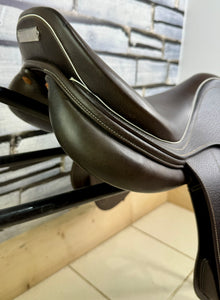 17” MW/Wide Whitaker Madrid Jump Saddle - Brown